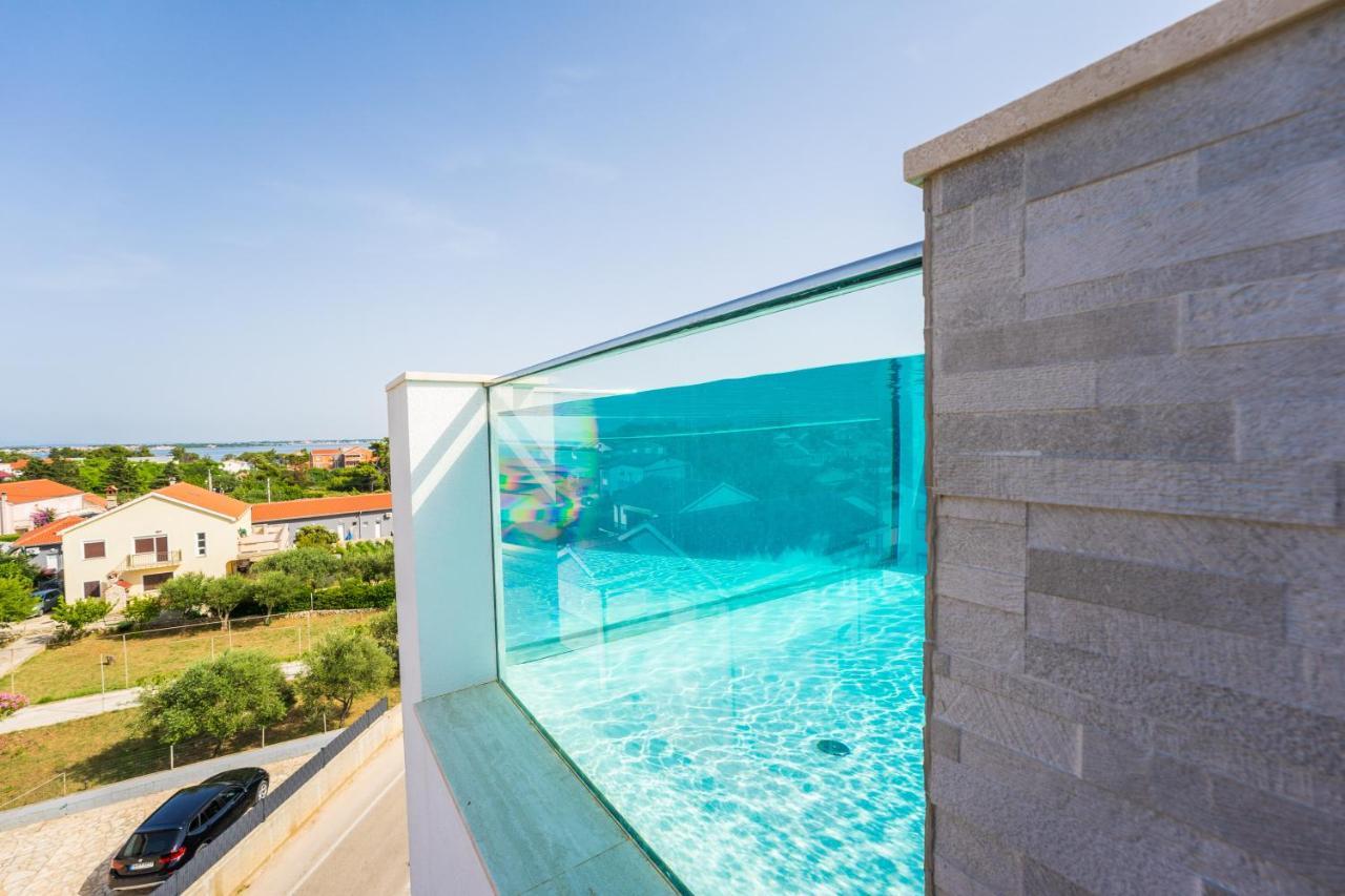 Grandpalazzo Apartments Vir Bagian luar foto